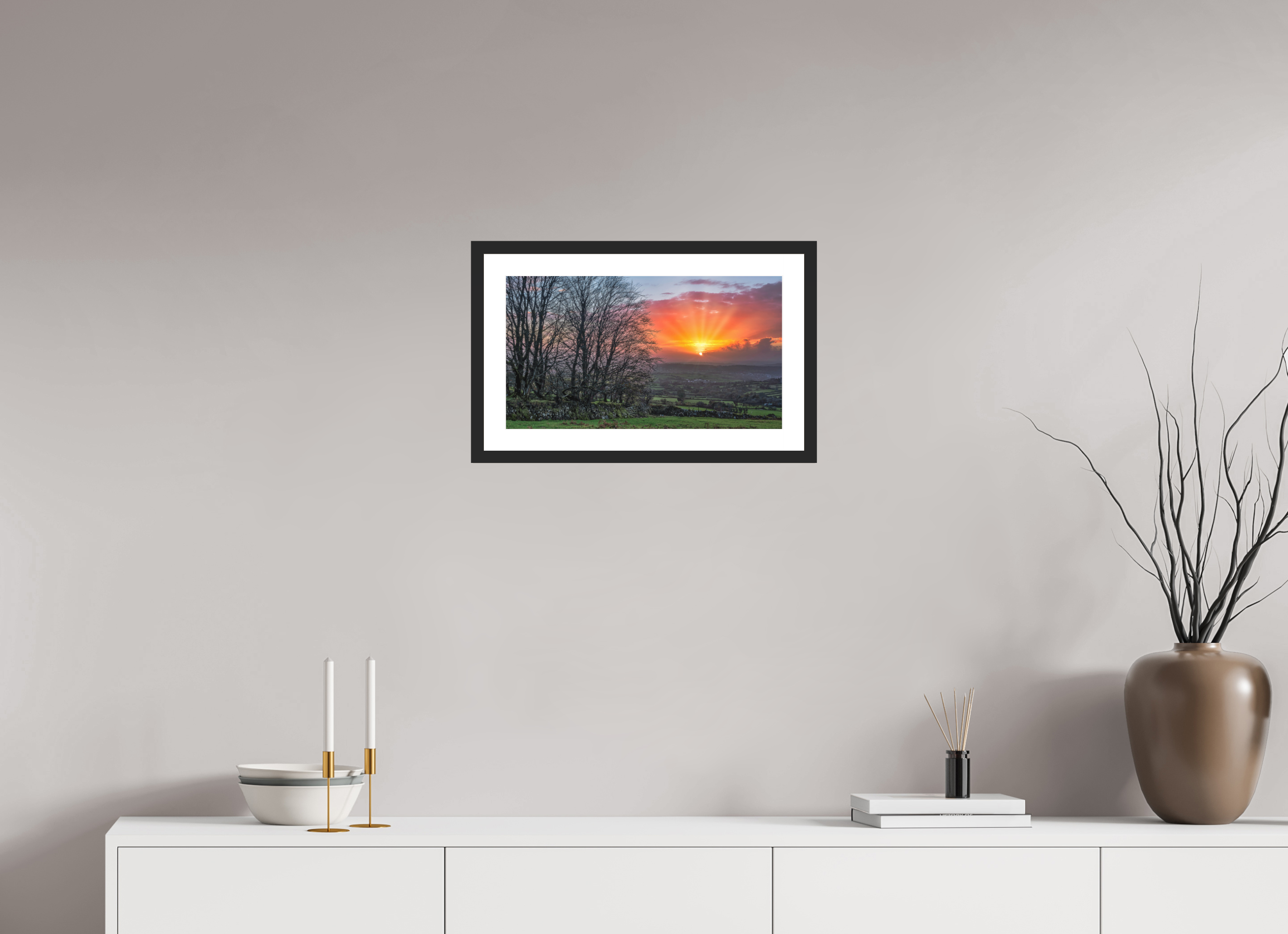 48 x 27 cm, Premium Fine Art – Baryta – Black Frame – Museum Glass When The Moor Caught Fire