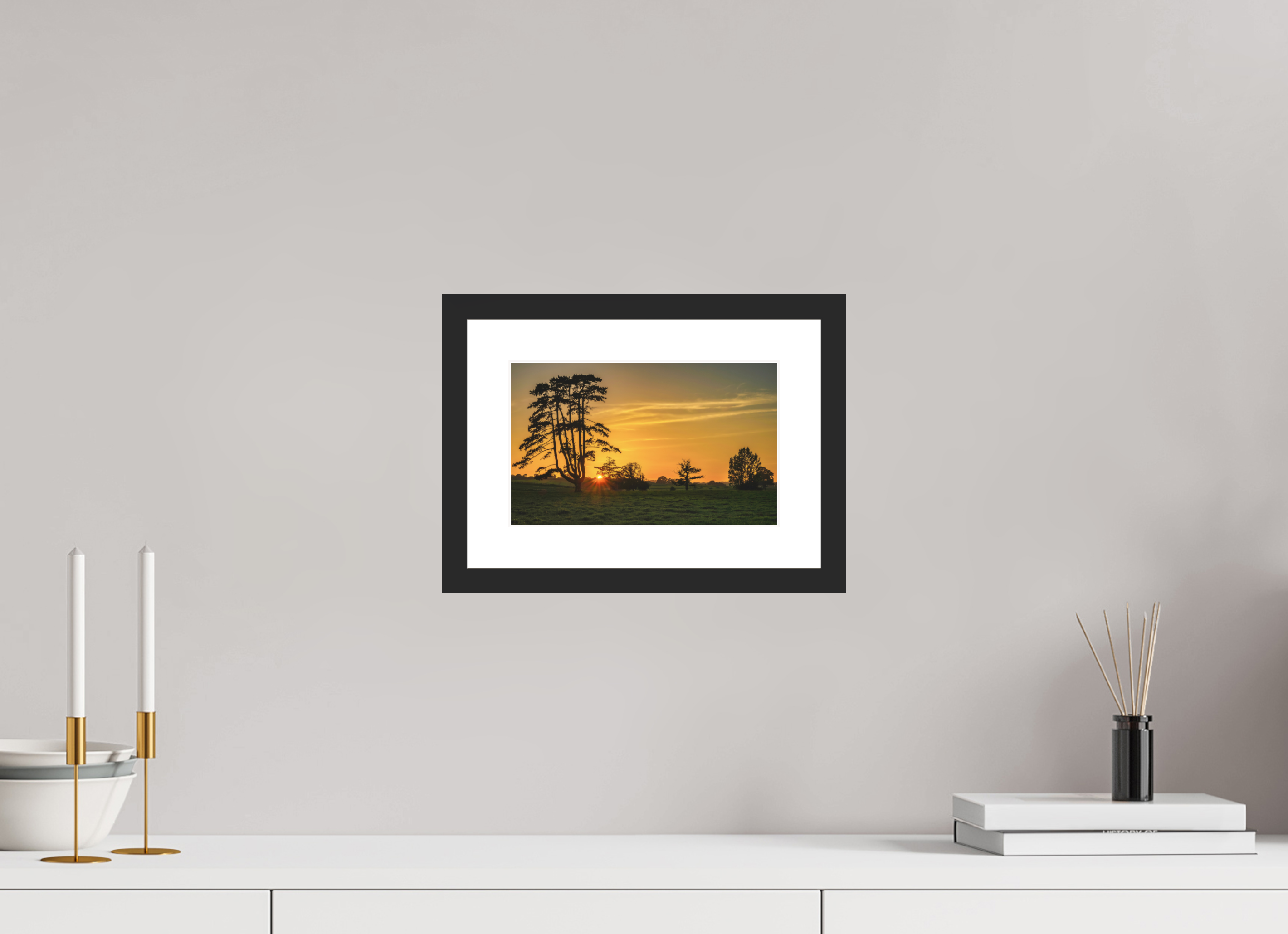 24 x 15 cm, Premium Fine Art – Baryta – Black Frame – Museum Glass Last Light at Poltimore